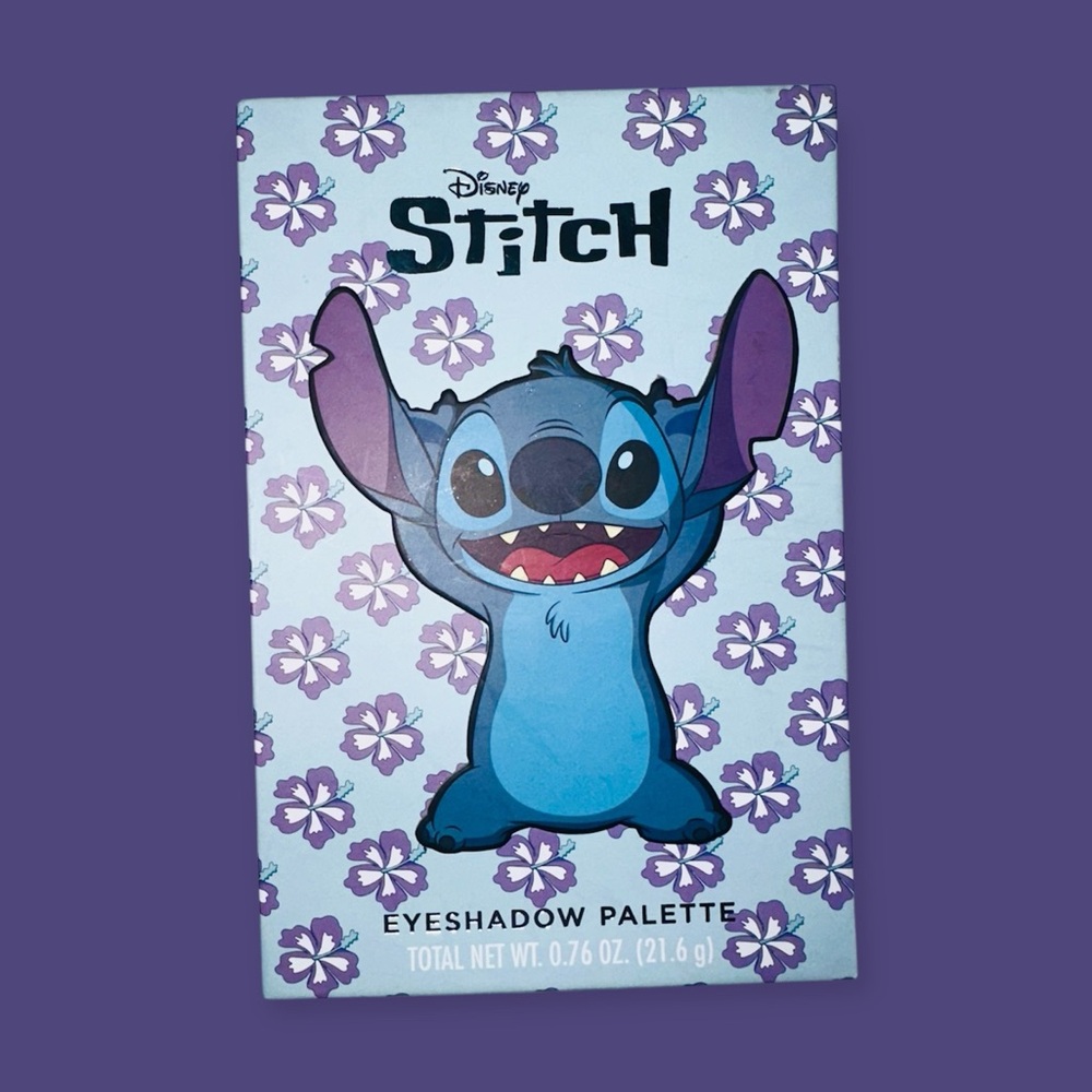 New Stitch Eyeshadow Pallet